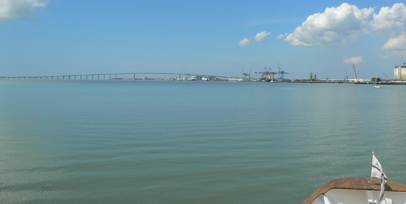Le pont de St Nazaire vu du bateau
